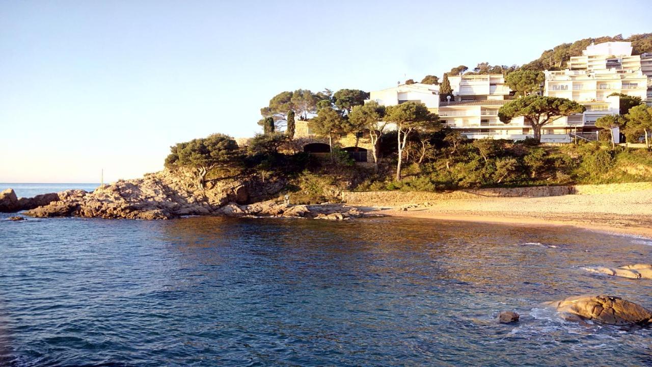 ⭑ Terrace + Sea Views + Private Beach. What Else? ⭑ Tossa de Mar Luaran gambar