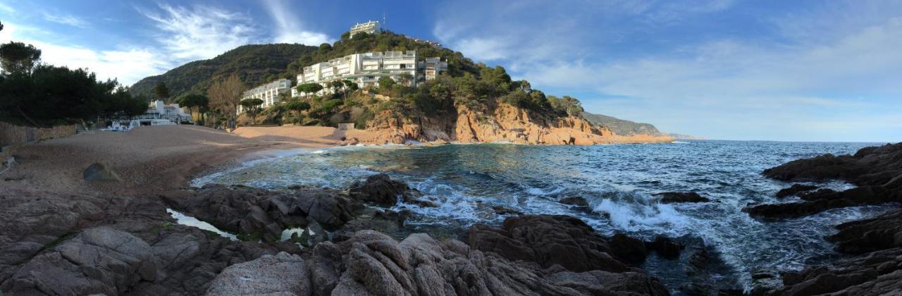 ⭑ Terrace + Sea Views + Private Beach. What Else? ⭑ Tossa de Mar Luaran gambar