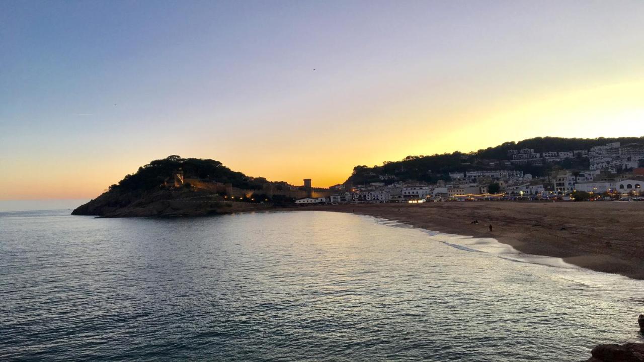 ⭑ Terrace + Sea Views + Private Beach. What Else? ⭑ Tossa de Mar Luaran gambar