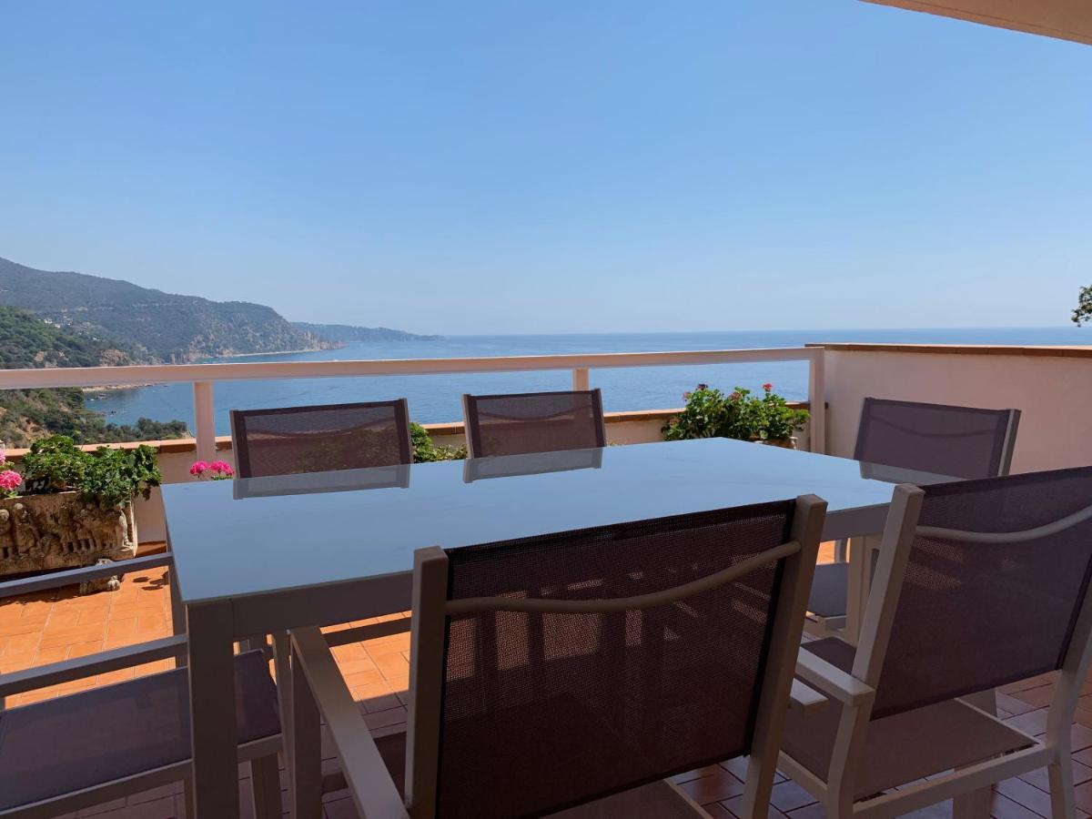 ⭑ Terrace + Sea Views + Private Beach. What Else? ⭑ Tossa de Mar Luaran gambar